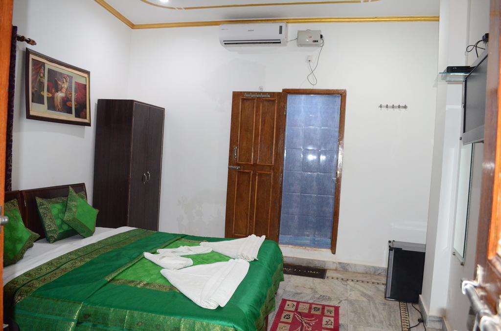 Guest house Shivratri Varanasi
